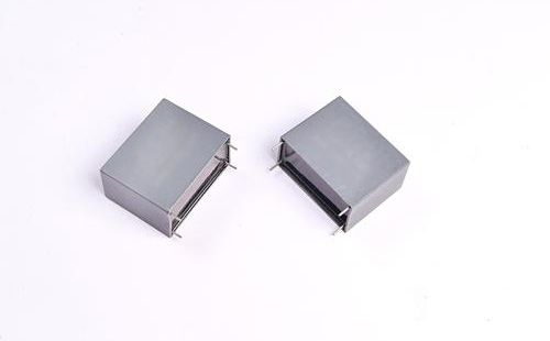 What is the role of absorbing capacitors in circuits